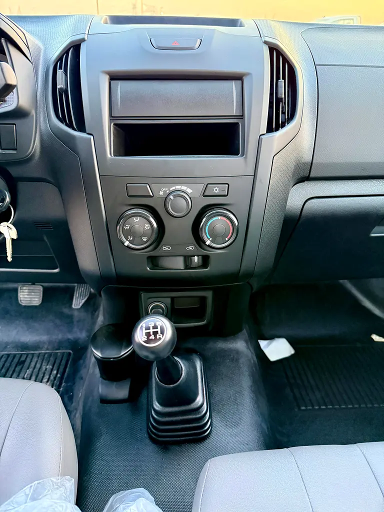 New 2026 Isuzu D-Max Single Cab 4x2 - Ready for Work! - Image 16
