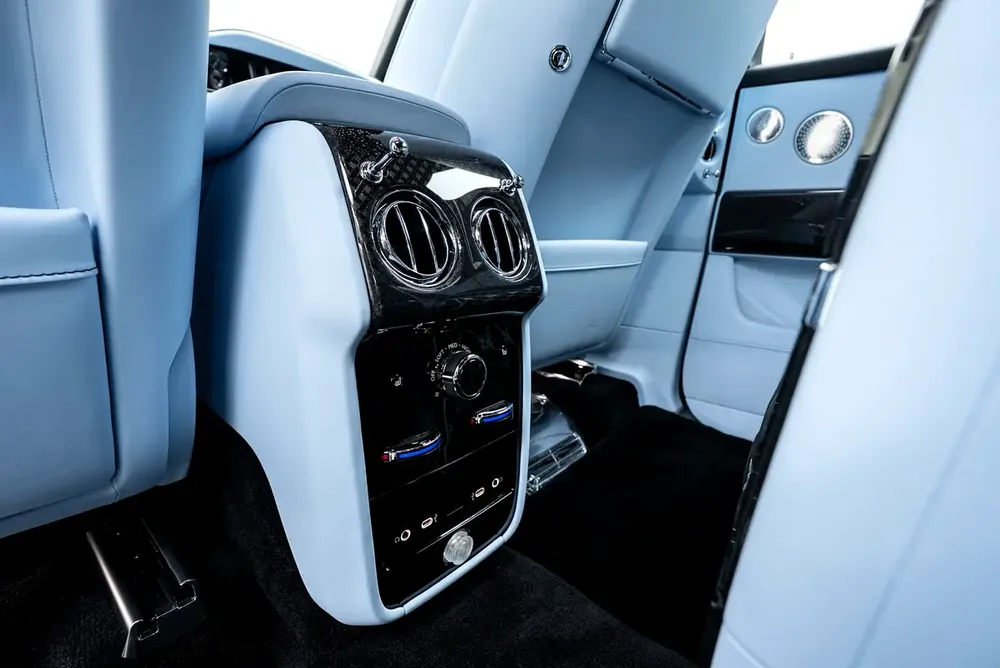 2026 ROLLS ROYCE CULLINAN | BALCK BADGE | GCC | MAIN DEALER WARRANTY  SERVICE - Image 16
