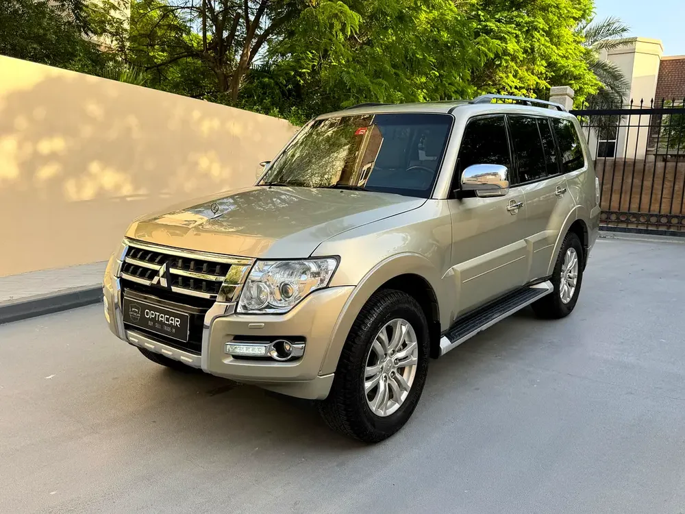 GULF SPECS 2016 MITSUBISHI PAJERO PLATINUM 3.8LITRE V6 4WD (AL-HABTOOR PURCHASE BILL  HISTORY) - Image 4