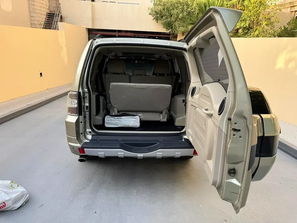 GULF SPECS 2016 MITSUBISHI PAJERO PLATINUM 3.8LITRE V6 4WD (AL-HABTOOR PURCHASE BILL  HISTORY) - Image 7