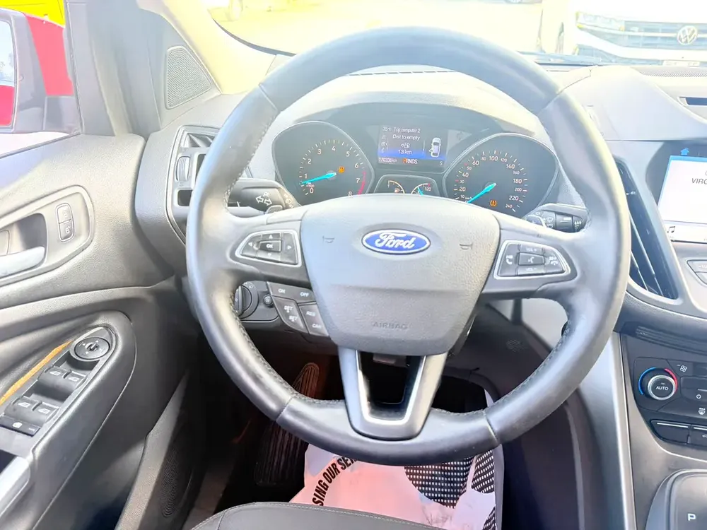Ford Escape Ambiente 2017 - GCC Specs - Well Maintained - Image 10
