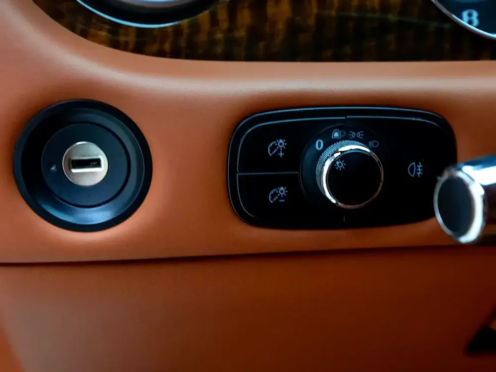 2013 | Bentley | Continental | GT | GCC Spec - Image 16