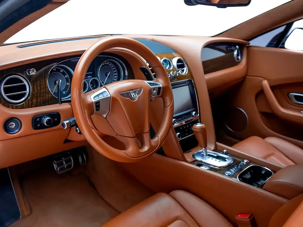 2013 | Bentley | Continental | GT | GCC Spec - Image 8