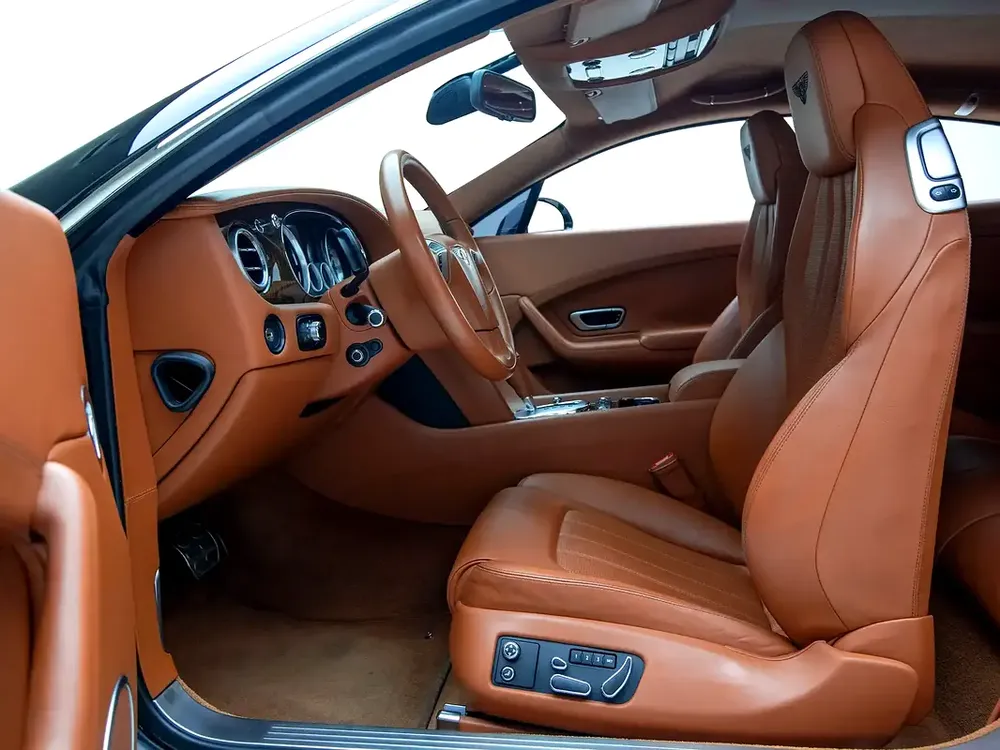 2013 | Bentley | Continental | GT | GCC Spec - Image 9