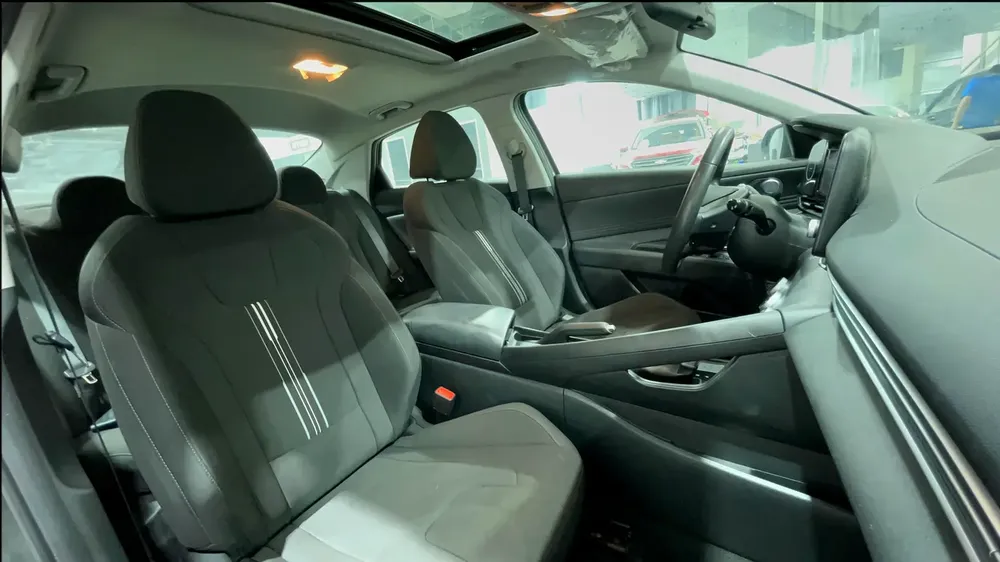 AED 972/m | 0 DP | Manufacturer Warranty | Service History | 30 Day Return | HYUNDAI ELANTRA 2025 - Image 6
