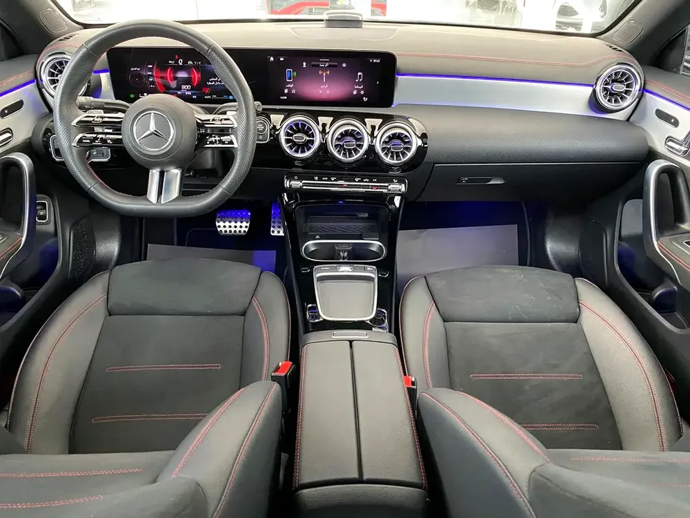 2024 Mercedes-Benz CLA 250 4MATIC - Perfect Condition - Image 11