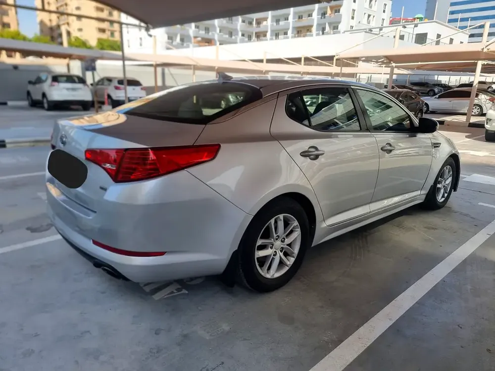 KIA OPTIMA 2011, GCC, PERFECT CONDITION - Image 9