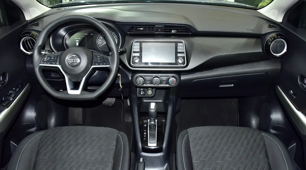 AED 872 EMi at 0% DP | Nissan Kicks ( 2022 Model ) in Grey Color GCC Specs - Image 11