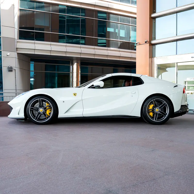 2023  FERRARI  812 GTS  ( FULL CARBON BODY ) DONE ONLY 1200KM - Image 8