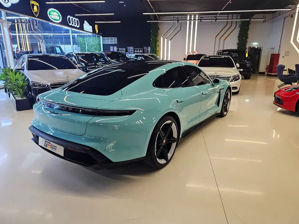 2021 Porsche Taycan Turbo S - GCC Specs - Low Mileage - Full service history - Perfect Condition - Image 5