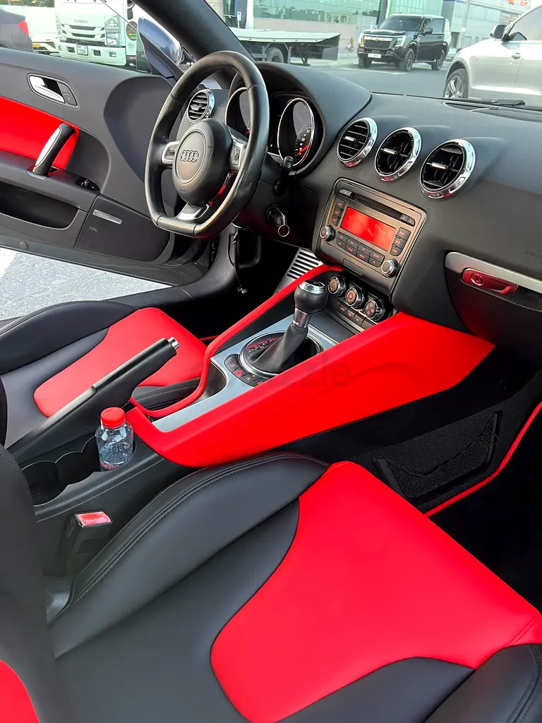 AUDI TT - Image 11