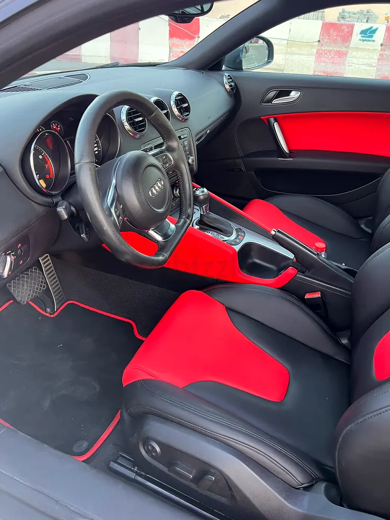 AUDI TT - Image 13