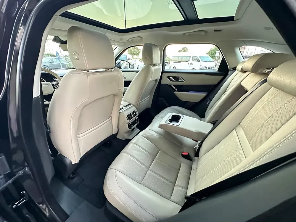 RANGE ROVER VELAR R-DYNAMIC 2022 GCC UNDER WARRANTY FULL SERVICE HISTORY NO ACCIDENTS - Image 8