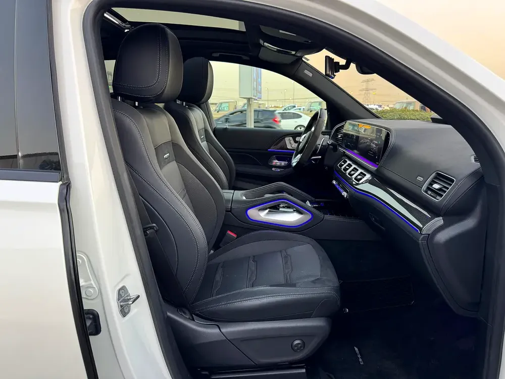 Mercedes Benz GLE53 AMG 2021 15,000km - 4.5 Auction Grade - Original Paint - Japan Import - Image 12