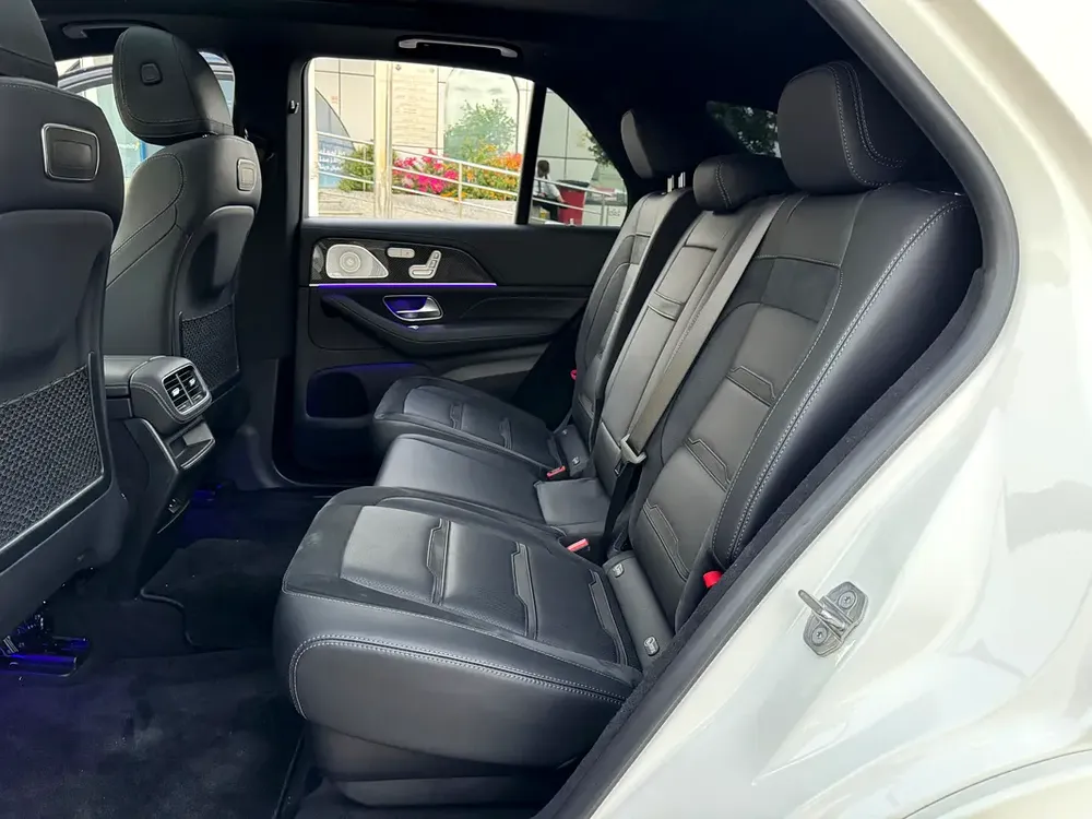 Mercedes Benz GLE53 AMG 2021 15,000km - 4.5 Auction Grade - Original Paint - Japan Import - Image 13