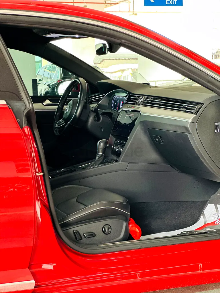 Top of the line Arteon R line - Image 6