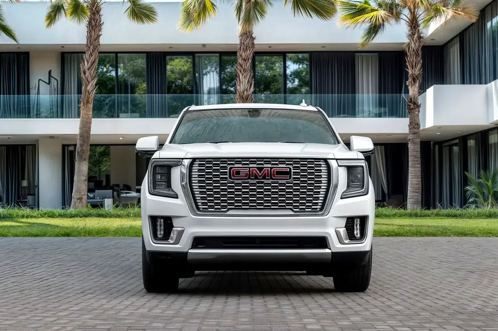 3,721 P.M |  Yukon Denali | 0% Downpayment | IMPECCABLE! - Image 4