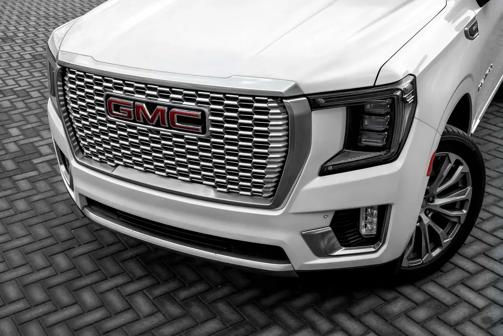 3,721 P.M |  Yukon Denali | 0% Downpayment | IMPECCABLE! - Image 7