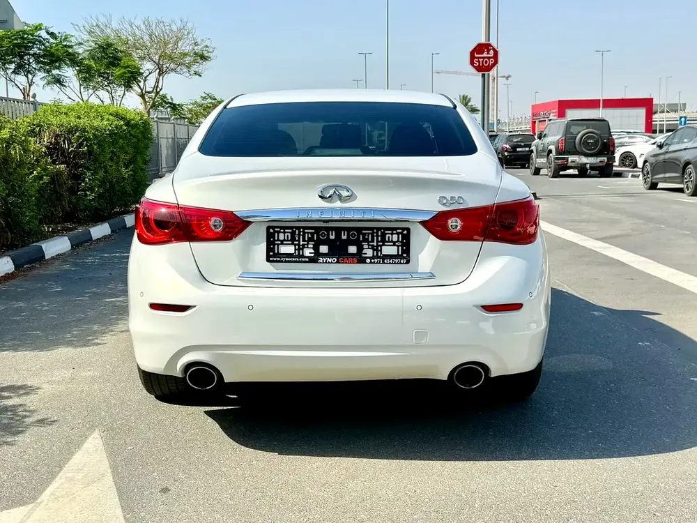 I016 Infiniti Q50 Premium 2.0 Turbo GCC Specs | Luxury Sedan | Finance Available | Dubai - Image 5