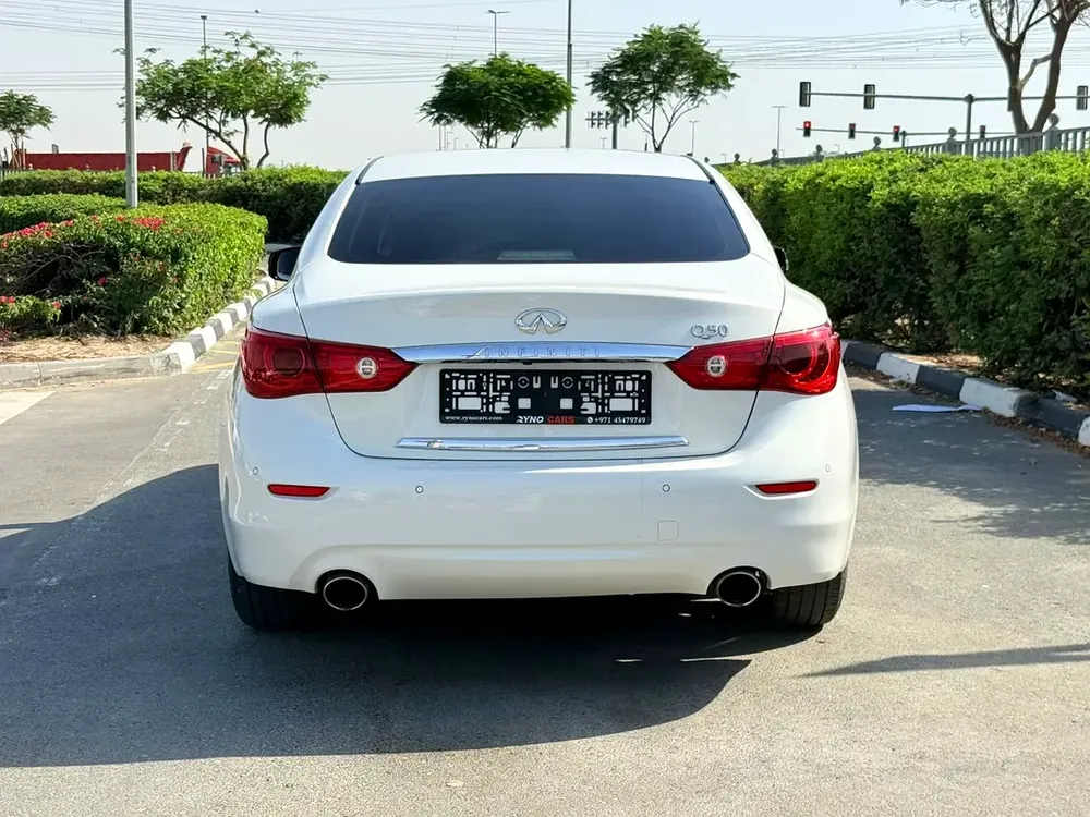 I016 Infiniti Q50 Premium 2.0 Turbo GCC Specs | Luxury Sedan | Finance Available | Dubai - Image 6