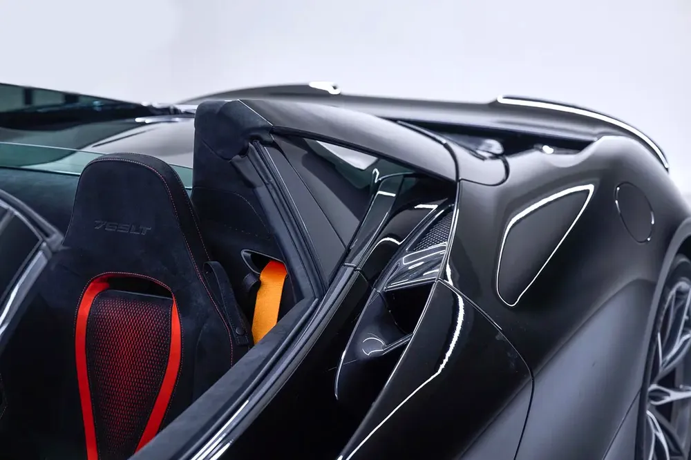 McLaren 765LT Spider - GCC Spec - Lease to Own Available - Image 14