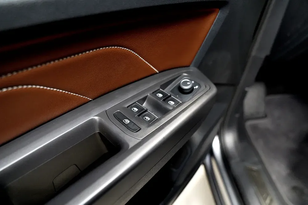 Volkswagen Teramont Comfortline - 2023 - Image 11