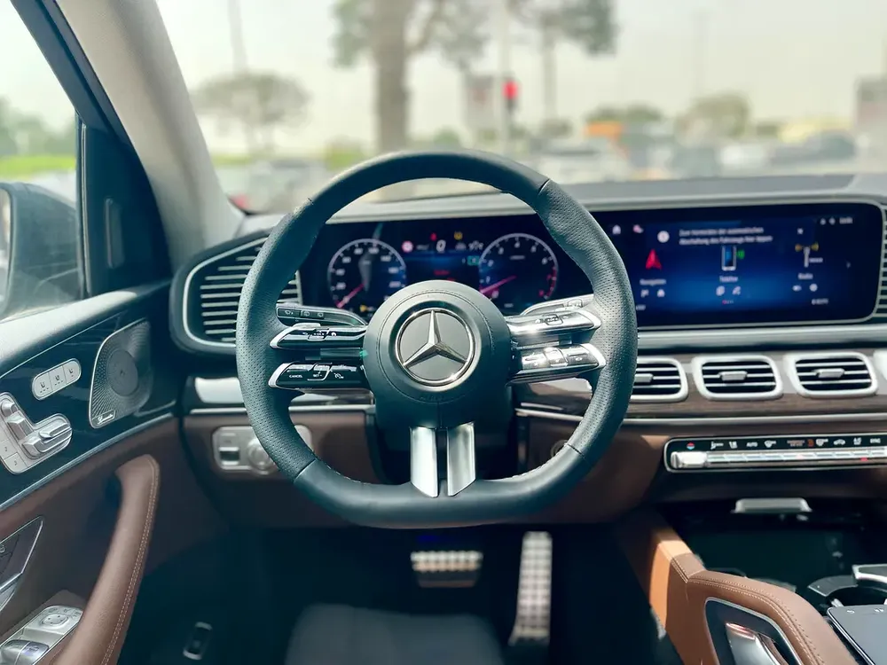 Mercedes-Benz GLS 450 4MATIC 2025 - European Specs - Image 10