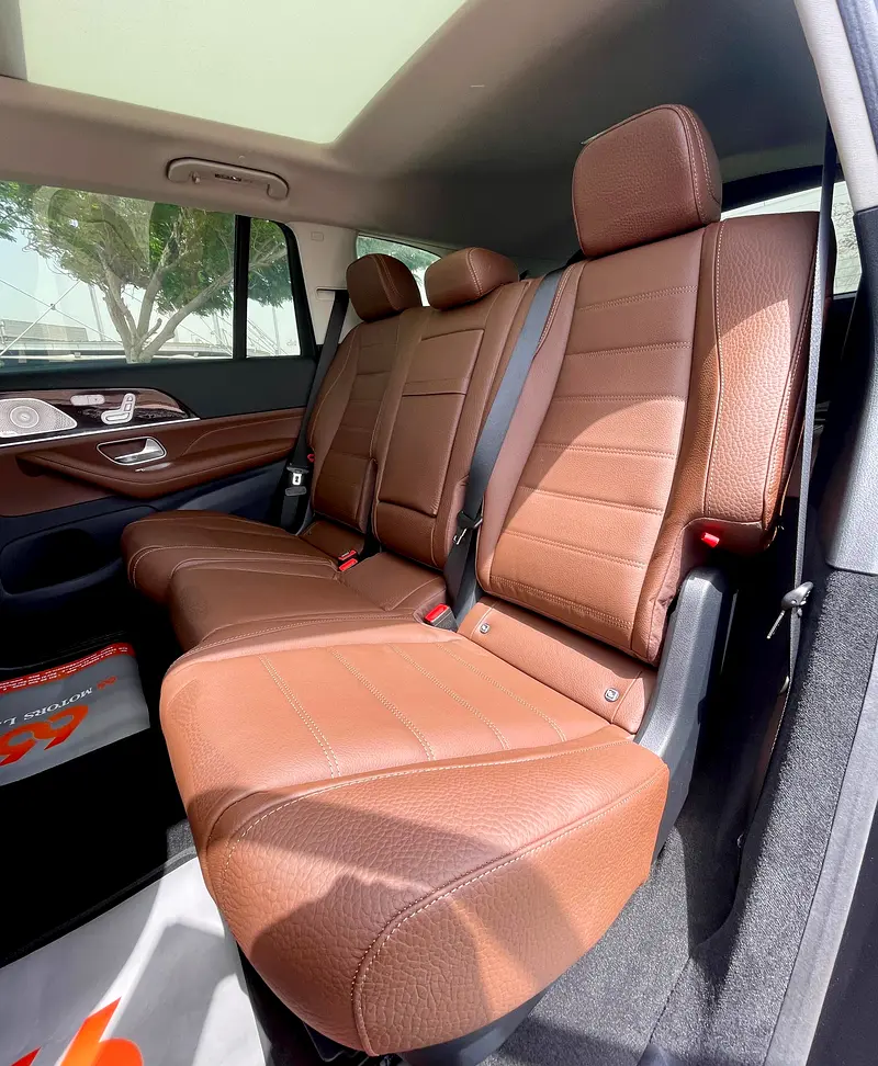 Mercedes-Benz GLS 450 4MATIC 2025 - European Specs - Image 16