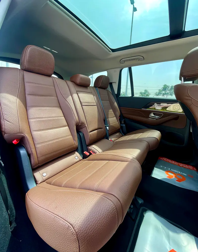 Mercedes-Benz GLS 450 4MATIC 2025 - European Specs - Image 17