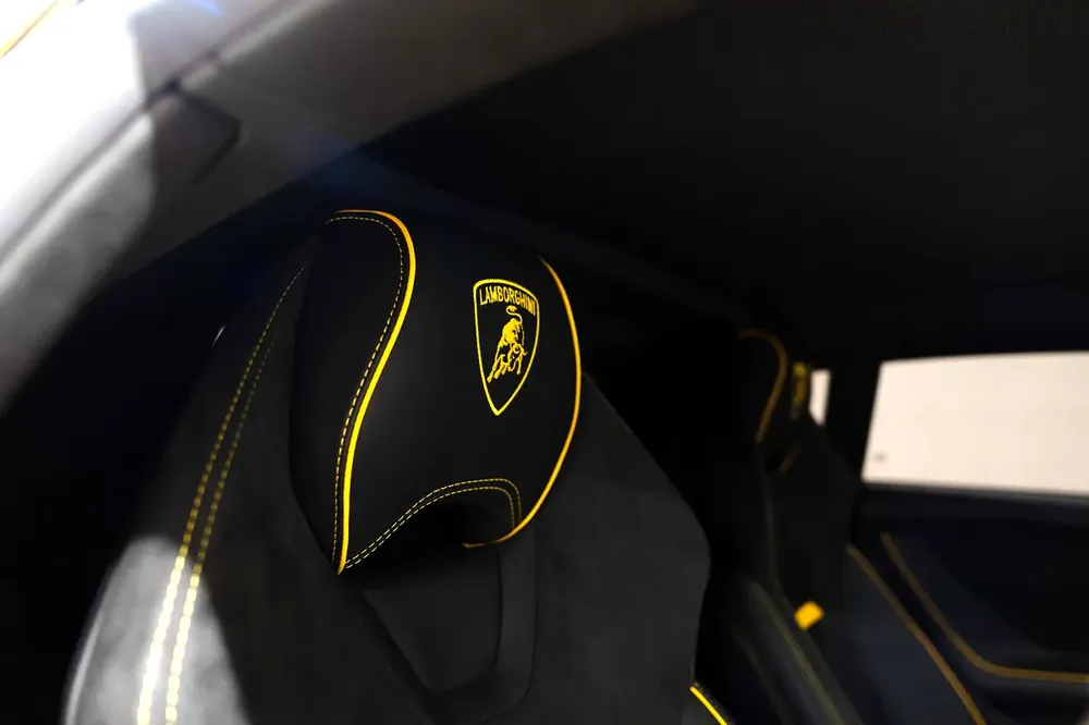 Lamborghini Huracan Tecnica - GCC Spec - Warranty and Lease to Own Available - Image 16