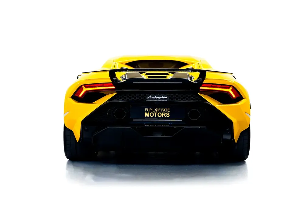 Lamborghini Huracan Tecnica - GCC Spec - Warranty and Lease to Own Available - Image 5