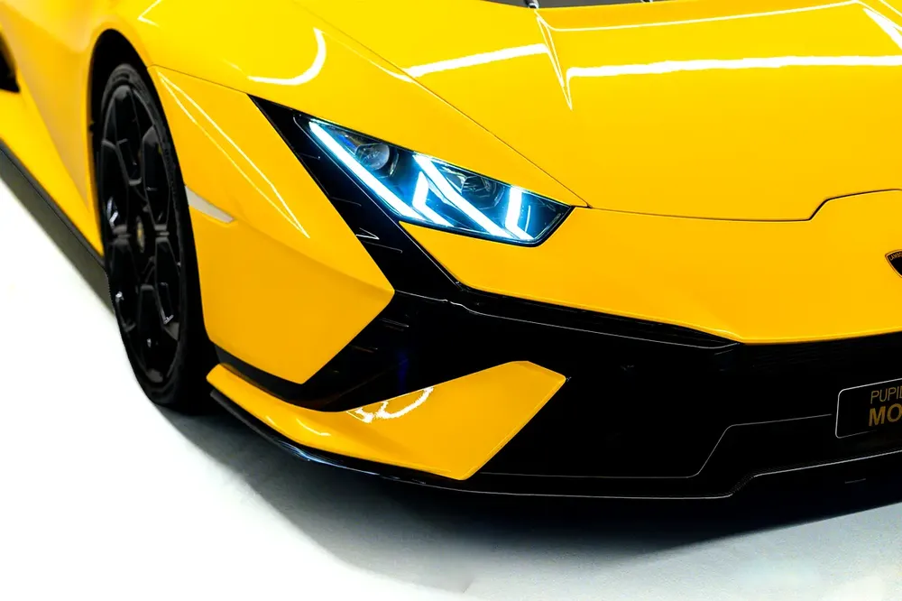 Lamborghini Huracan Tecnica - GCC Spec - Warranty and Lease to Own Available - Image 6