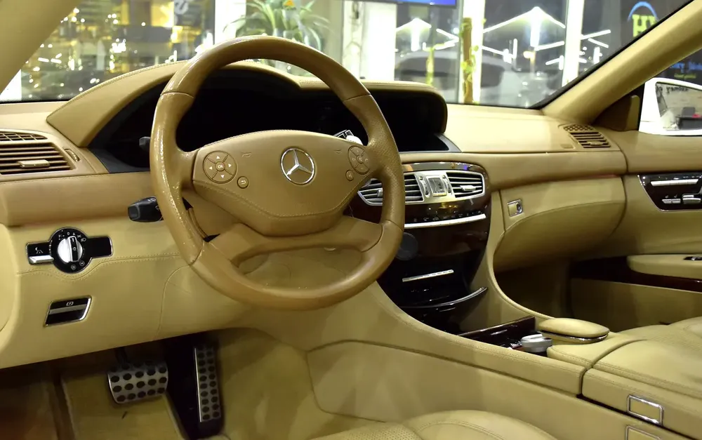 EXCELLENT DEAL for our Mercedes Benz CL63 AMG ( 2011 Model ) in White Color GCC Specs - Image 11
