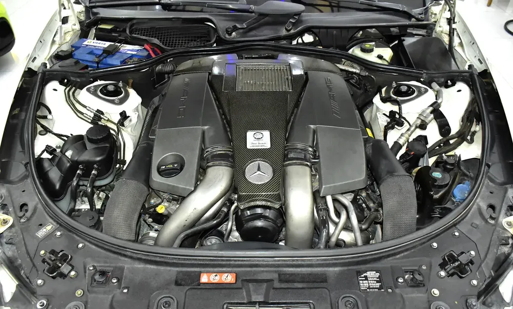 EXCELLENT DEAL for our Mercedes Benz CL63 AMG ( 2011 Model ) in White Color GCC Specs - Image 18