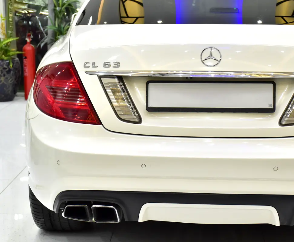 EXCELLENT DEAL for our Mercedes Benz CL63 AMG ( 2011 Model ) in White Color GCC Specs - Image 8