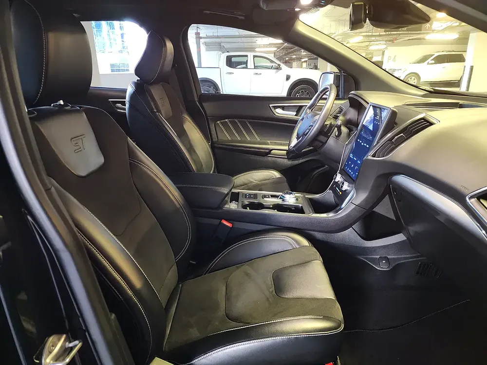 Ford Edge ST V6 2.7 EcoBoost 2022 Model GCC Specs With Full Service History And Warranty - Image 11