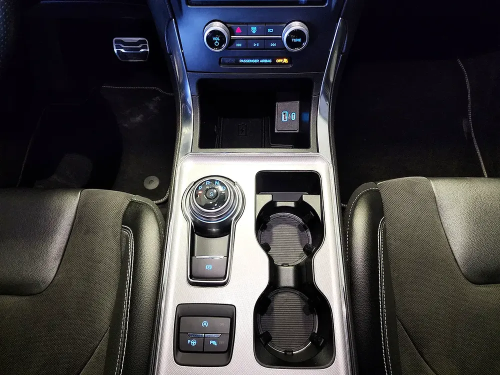 Ford Edge ST V6 2.7 EcoBoost 2022 Model GCC Specs With Full Service History And Warranty - Image 18