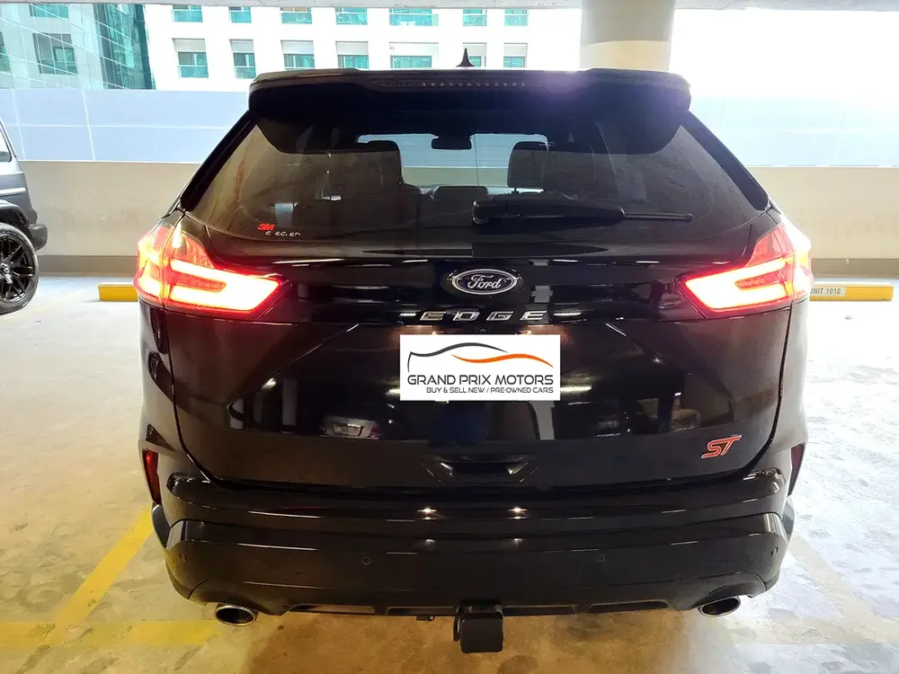 Ford Edge ST V6 2.7 EcoBoost 2022 Model GCC Specs With Full Service History And Warranty - Image 8