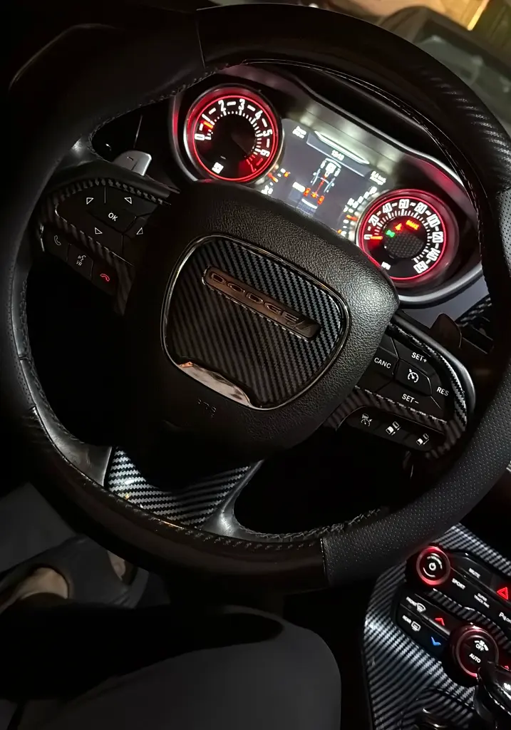 Dodge Challenger GT Trim V6 2017 - Best Condition - Image 6