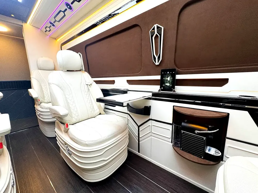 Brand New 2026 Mercedes-Benz Sprinter 519 CDI | GCC Specs - Image 11