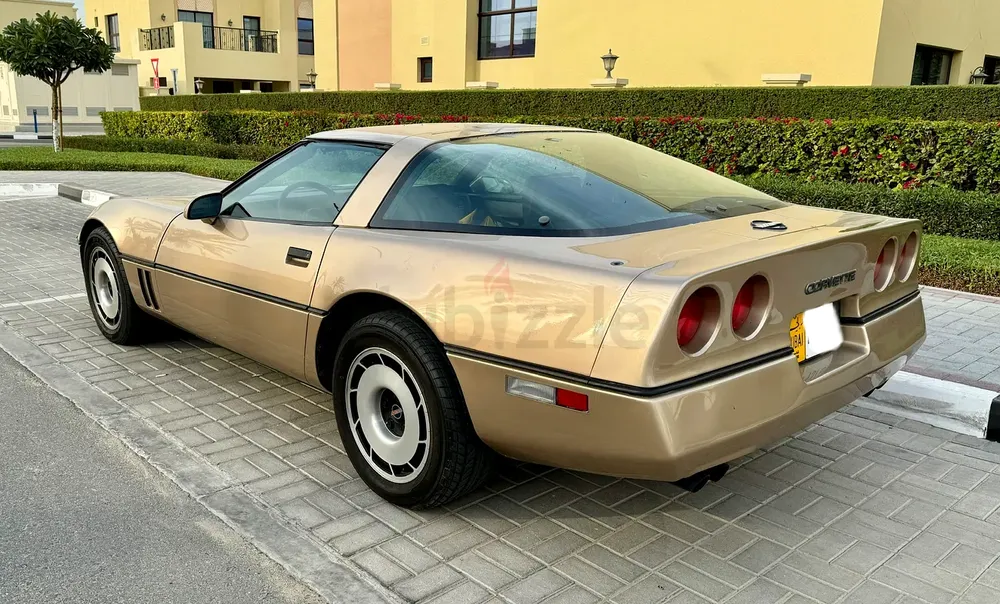 1985 Chevrolet Corvette - Classic American Muscle - Image 4