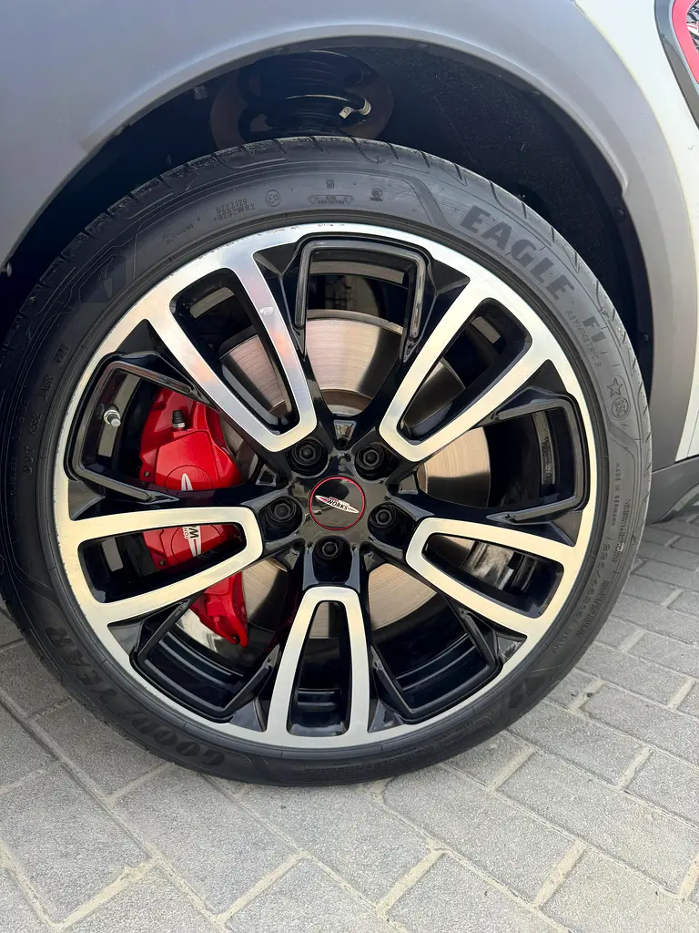MINI Countryman John Cooper Works - Image 4