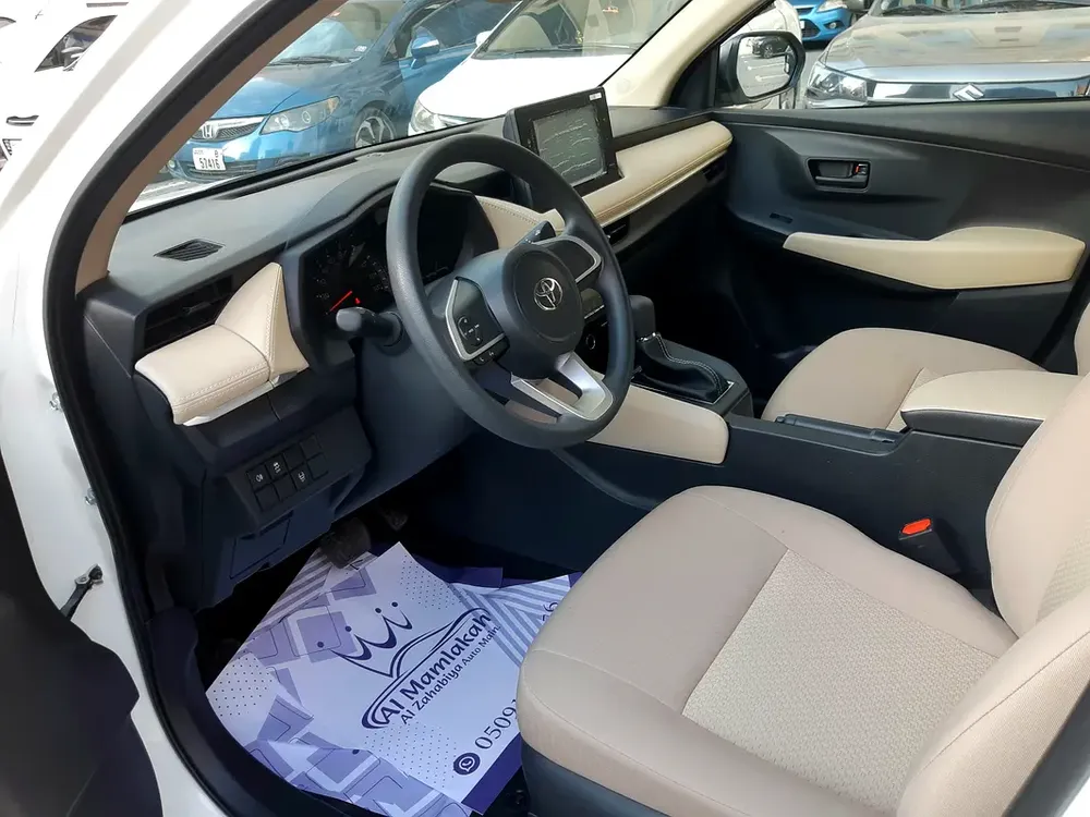 ALMOST NEW TOYOTA YARIS 1.5L SE 2023 GCC SPEC NO ACCIDENT 100% ORIGINAL PAINT CAR PLAY NAV LED LIGHT - Image 12