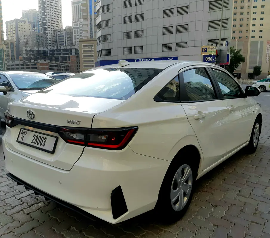 ALMOST NEW TOYOTA YARIS 1.5L SE 2023 GCC SPEC NO ACCIDENT 100% ORIGINAL PAINT CAR PLAY NAV LED LIGHT - Image 4