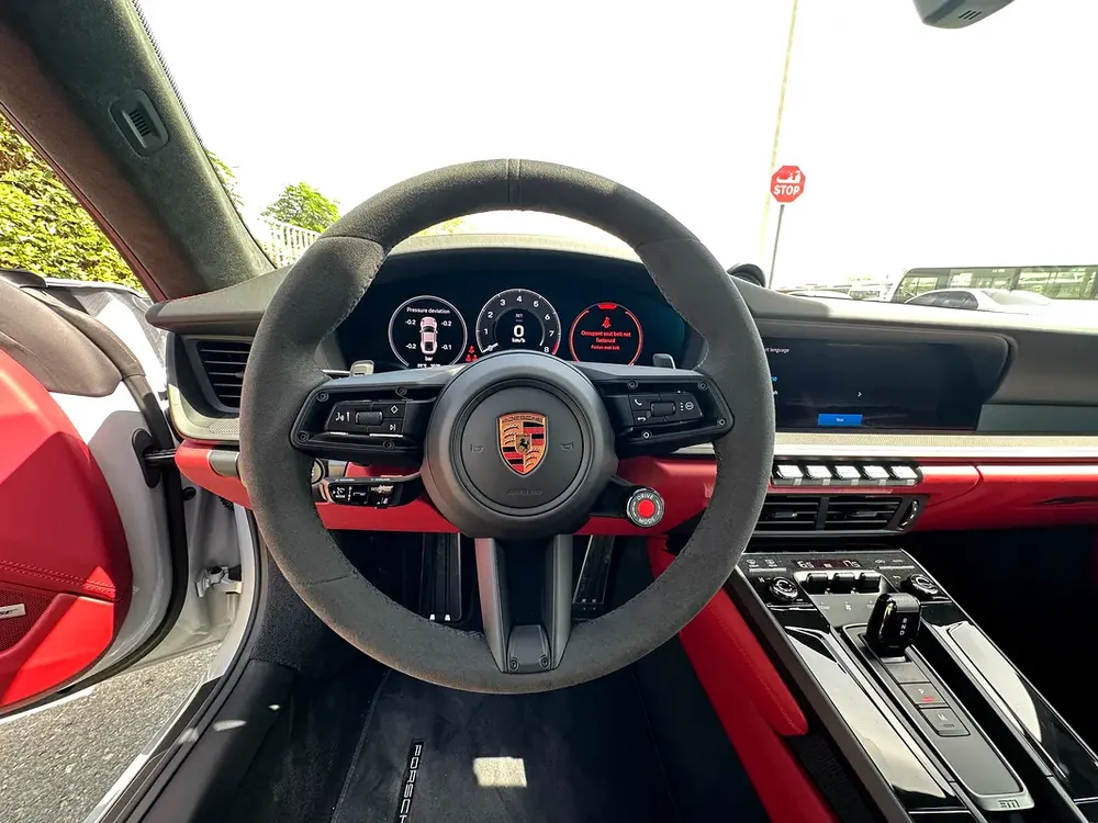 2026 Porsche 911 Carrera GTS - GCC Specs - - Image 9