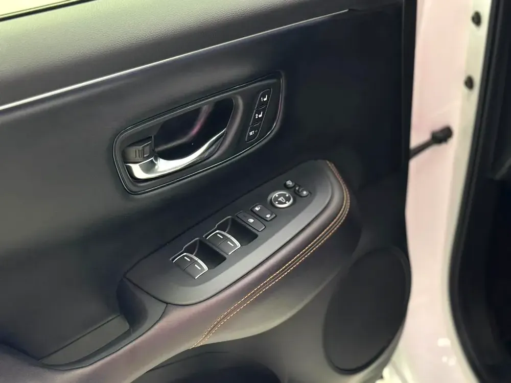 Apx EMI 1400/month | 2023 | Honda ZR-V EX | GCC Specs | Under Warranty  service Contract | Excellen - Image 11