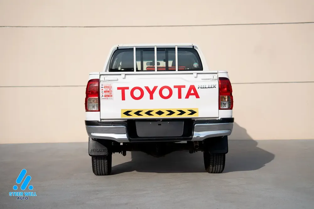 2022 Toyota Hilux GL 2.7 L Automatic – GCC Specs Dual Cab Pickup | Book Now - Image 8