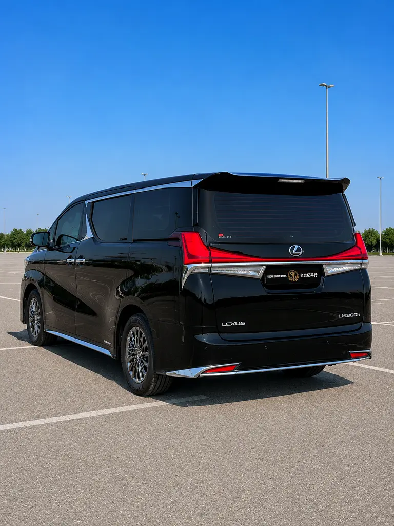 Lexus LM 300h Model 2021 - Image 4