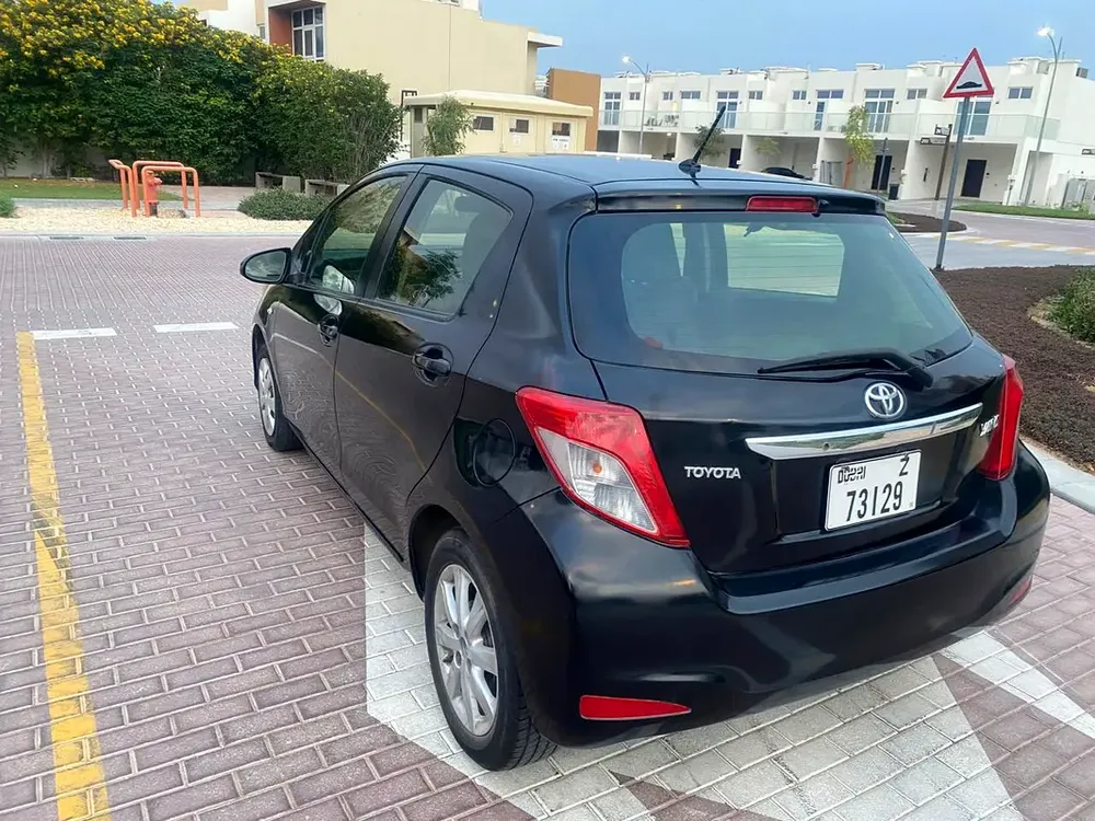 Toyota Yaris 2014 | GCC Specs accident free very low mileage family car - Image 6