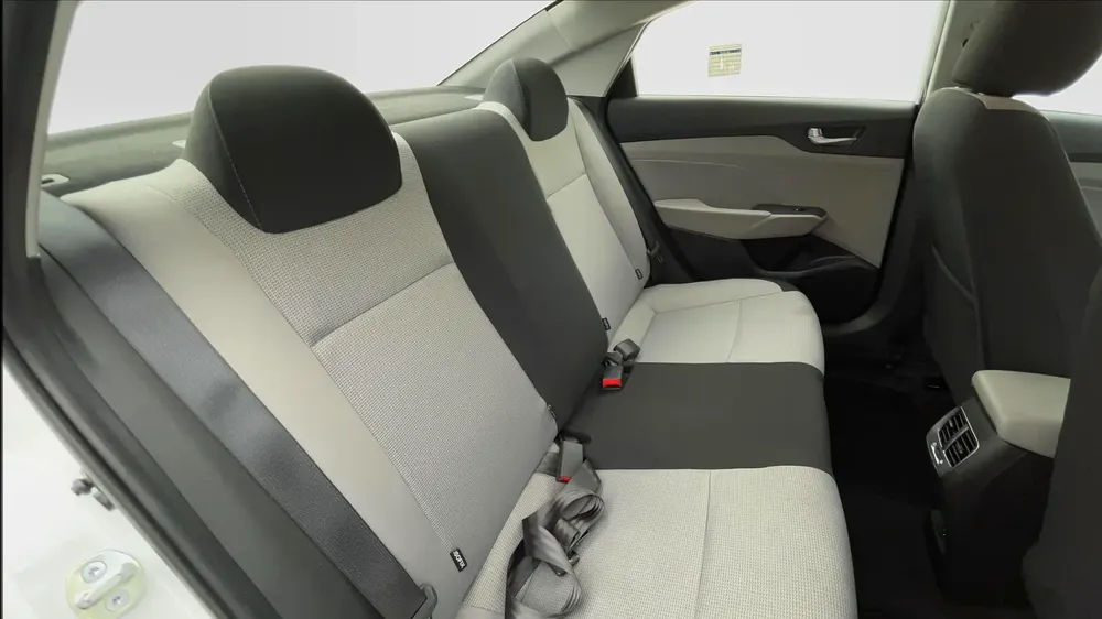 AED 572/m | 0 DP | Free 3 Months Warranty | Service History | 30 Day Return | HYUNDAI ACCENT 2023 - Image 10